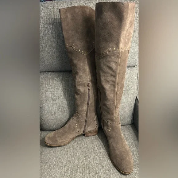 Aerosoles Suede Brown Boots with studded accents size women’s 10 - Picture 6 of 10